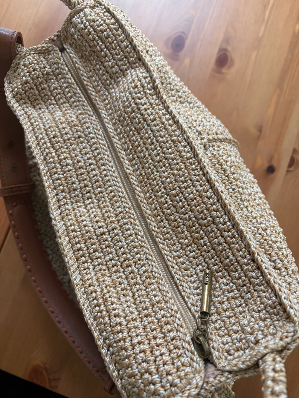 The Sak Los Feliz Bamboo Static Woven Shoulder Bag Adjustable Leather Strap - Picture 10 of 12